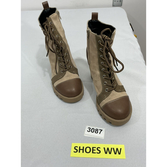 Womans Wild Diva Size 7.5 Tan Lace Upmzip Up Platform Heel Combat Boots - Picture 1 of 9